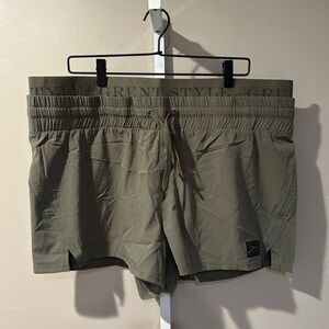 Olive Green Women’s Hybrid Short. Grunt Style 3X